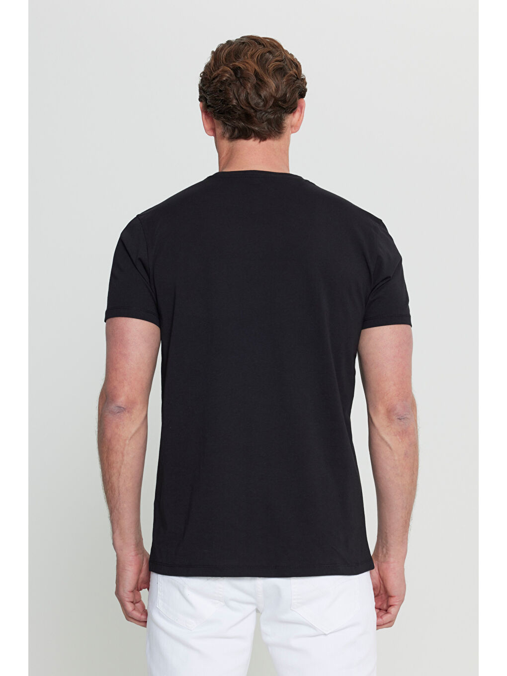 Erkek Siyah Pamuklu Slim Fit Dar Kesim Bisiklet Yaka Baskılı Esnek Tişört-4