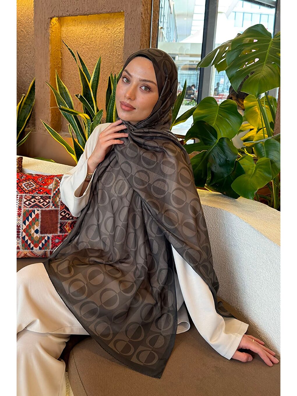 Halka Desen Ferah Şal Haki-1