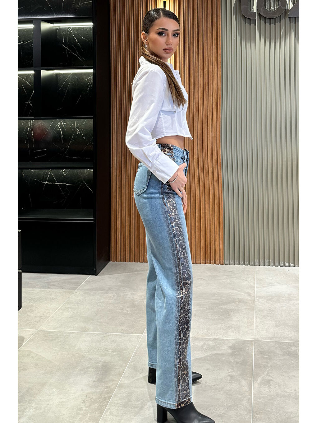 Mavi Kadın Leopar Desenli Bol Paça Jean Pantolon-1