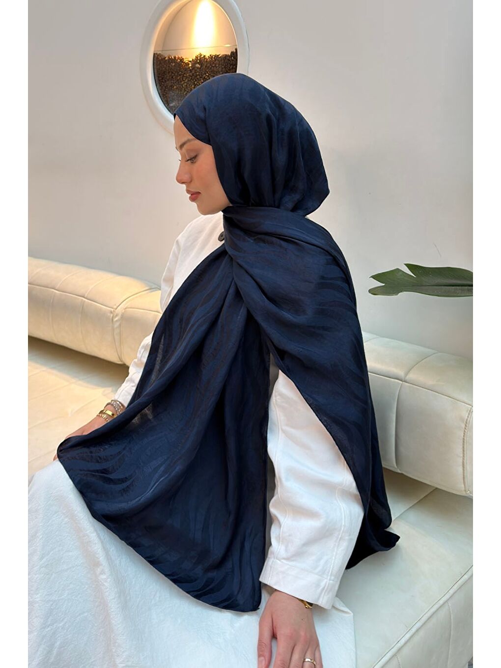 Shine Desen Ayrobin Floş Jakar Şal Lacivert-2