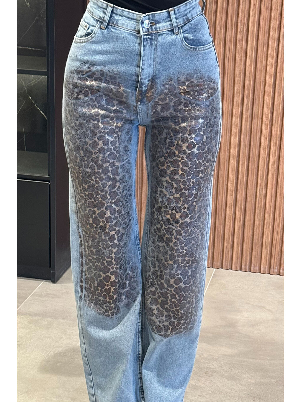 Mavi Leopar Desenli Bol Paça Kadın Jean Pantolon-2