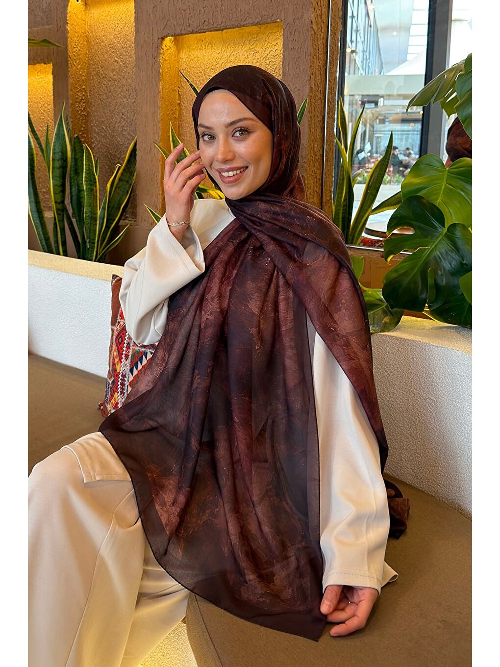 Kahverengi Gül Çiçek Desen Ferah Şal Koyu Kahve-1