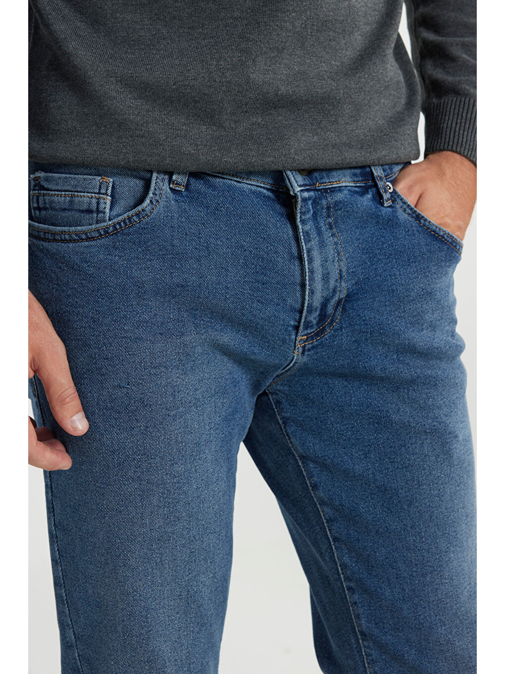 Erkek Açık Mavi Pamuklu Esnek Slim Fit Dar Kesim 5 Cep Jean Pantolon-3
