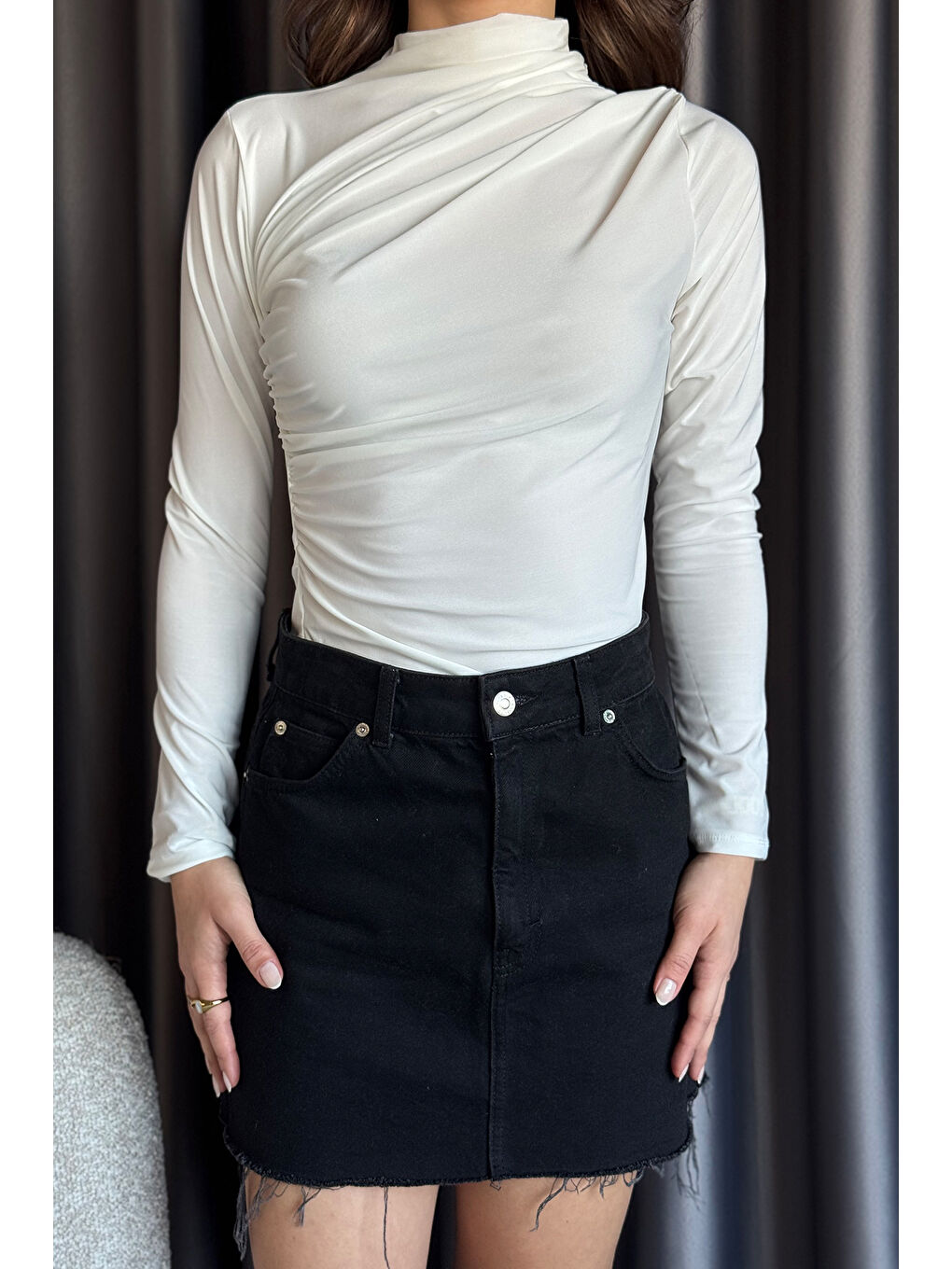 Ekru Kadın Bel Ve Omuz Drapeli Bluz-2