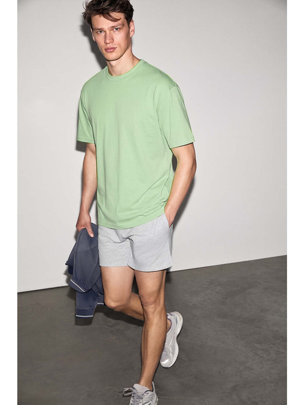 Jett Erkek Oversize Fit %100 Organik Pamuk Kalın Dokulu Bisiklet Yakalı Fıstık Yeşili T-shirt