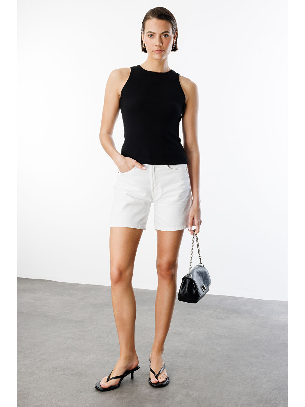 Siyah Kadın Fitilli Görünümlü Kalın Askılı Basic Atlet ATLET2-2