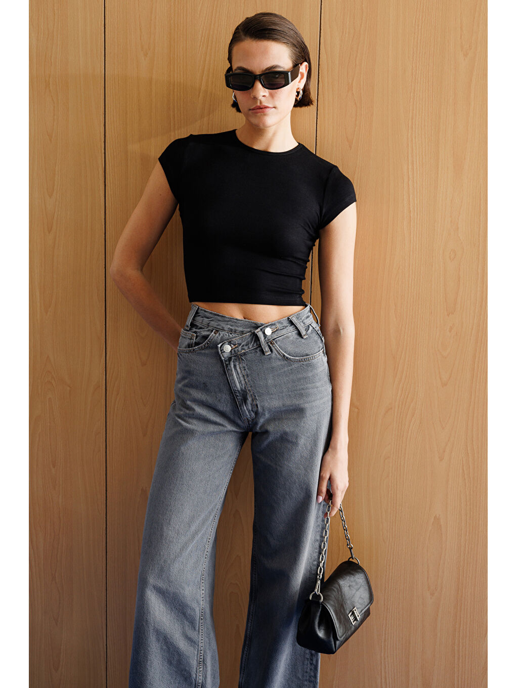 Siyah Kısa Kollu Kadın Crop T-shirt CROP-T-SHIRT-6