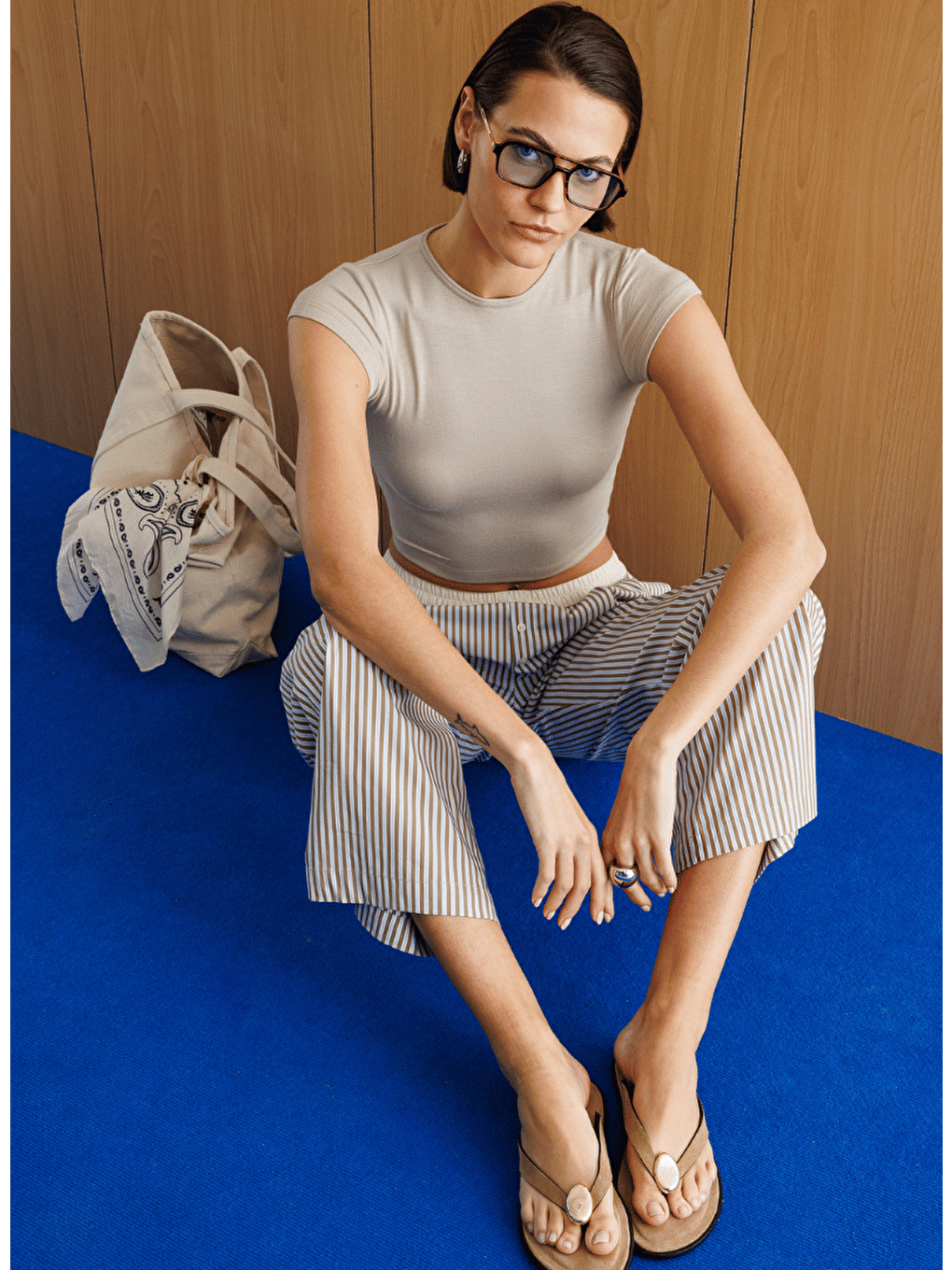 Bej Kısa Kollu Kadın Crop T-shirt CROP-T-SHIRT-1