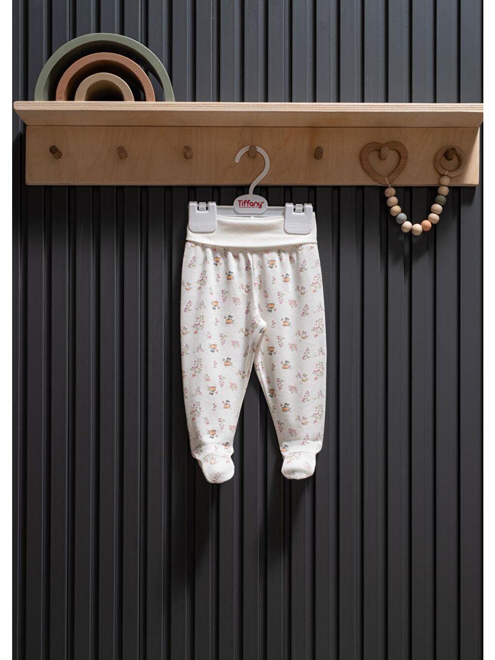 Ekru Cute Cats Theme Patikli Alt