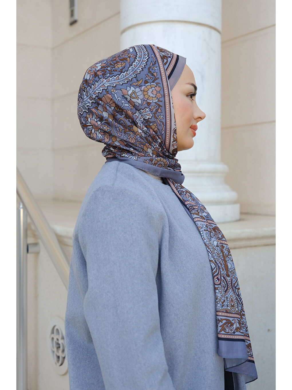 Retro Desenli Şal Gri-1