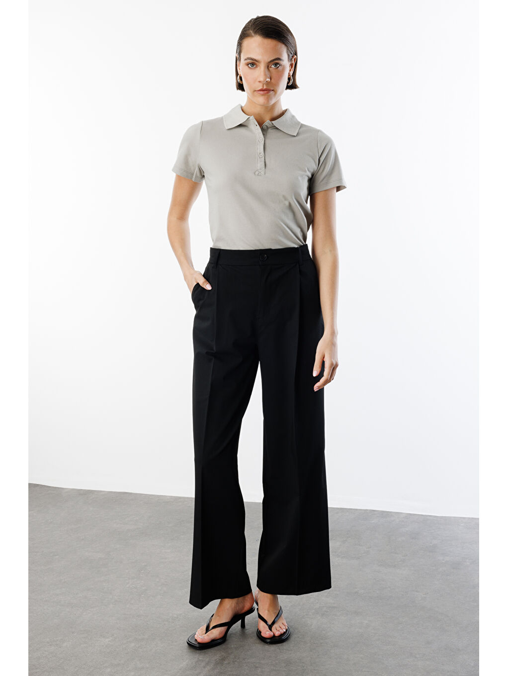 Gri Kadın Basic Polo Yaka Tişört KADIN-POLOYAKA-4