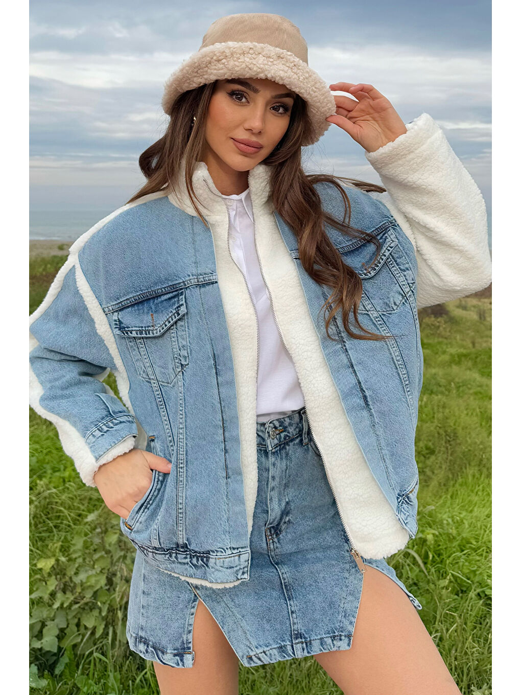 Beyaz Kadın Jean Garnili Pelüş Ceket