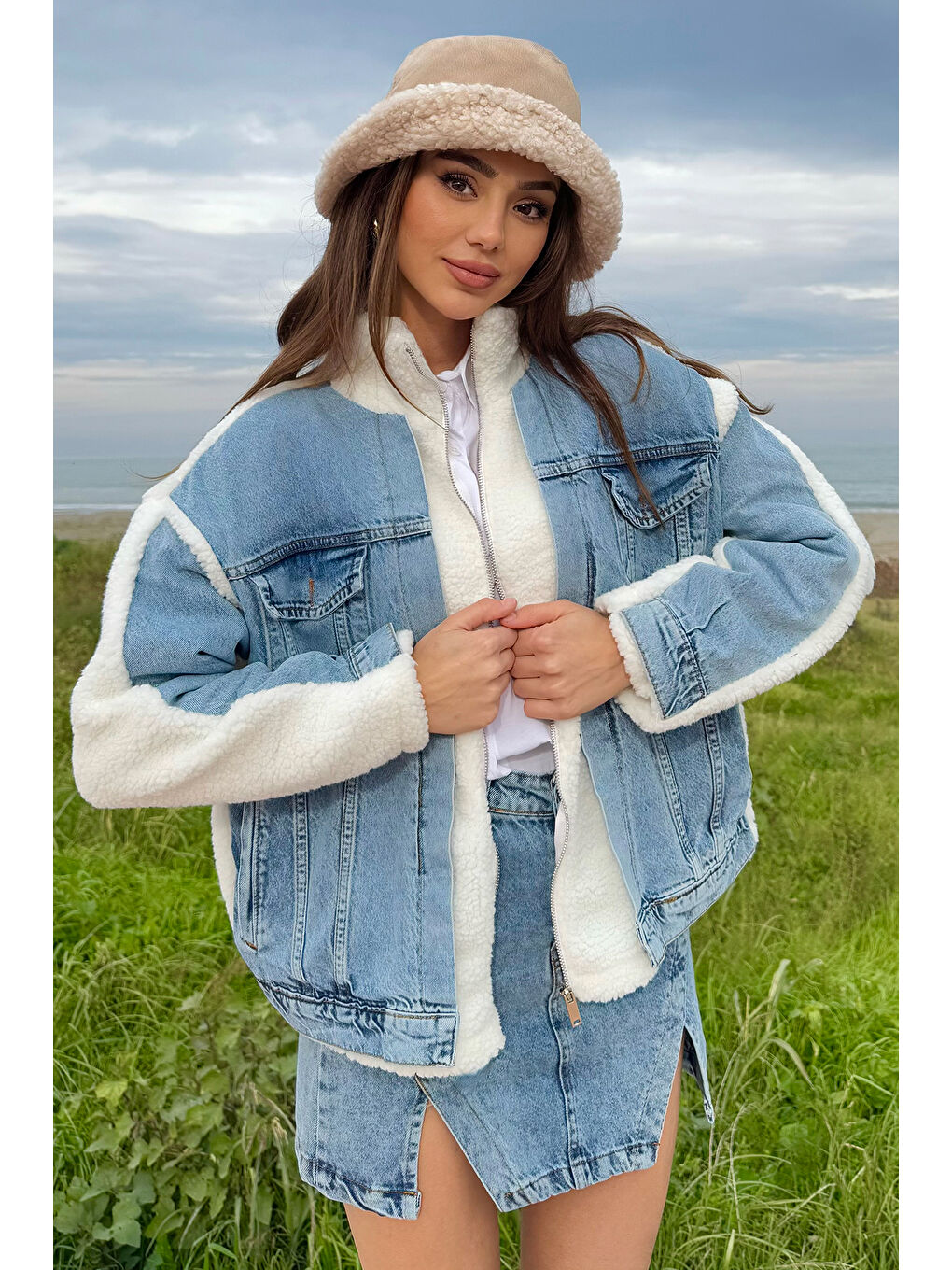 Beyaz Kadın Jean Garnili Pelüş Ceket-1