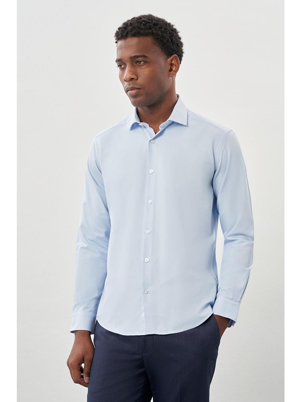 Koyu Mavi Uzun Kol Düz Yarım İtalyan Yaka Cepsiz Pamuklu Classic Slim Fit Gömlek 1004245268-2