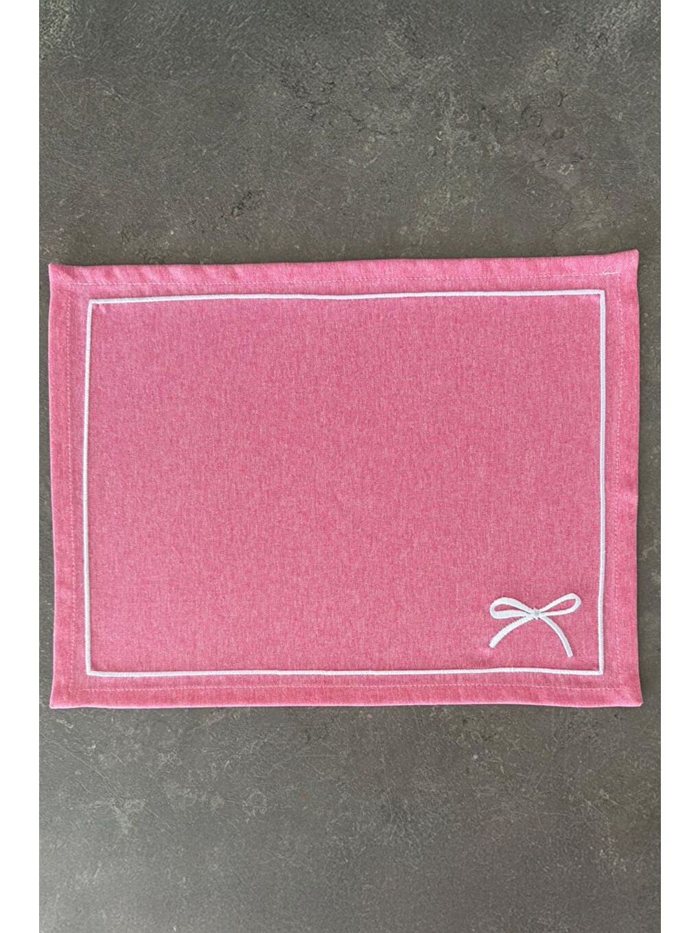 Fiyonk Nakışlı Minimal Detaylı Çerçeveli 1 Adet Amerikan Servis 45x35 cm - Beyaz-2