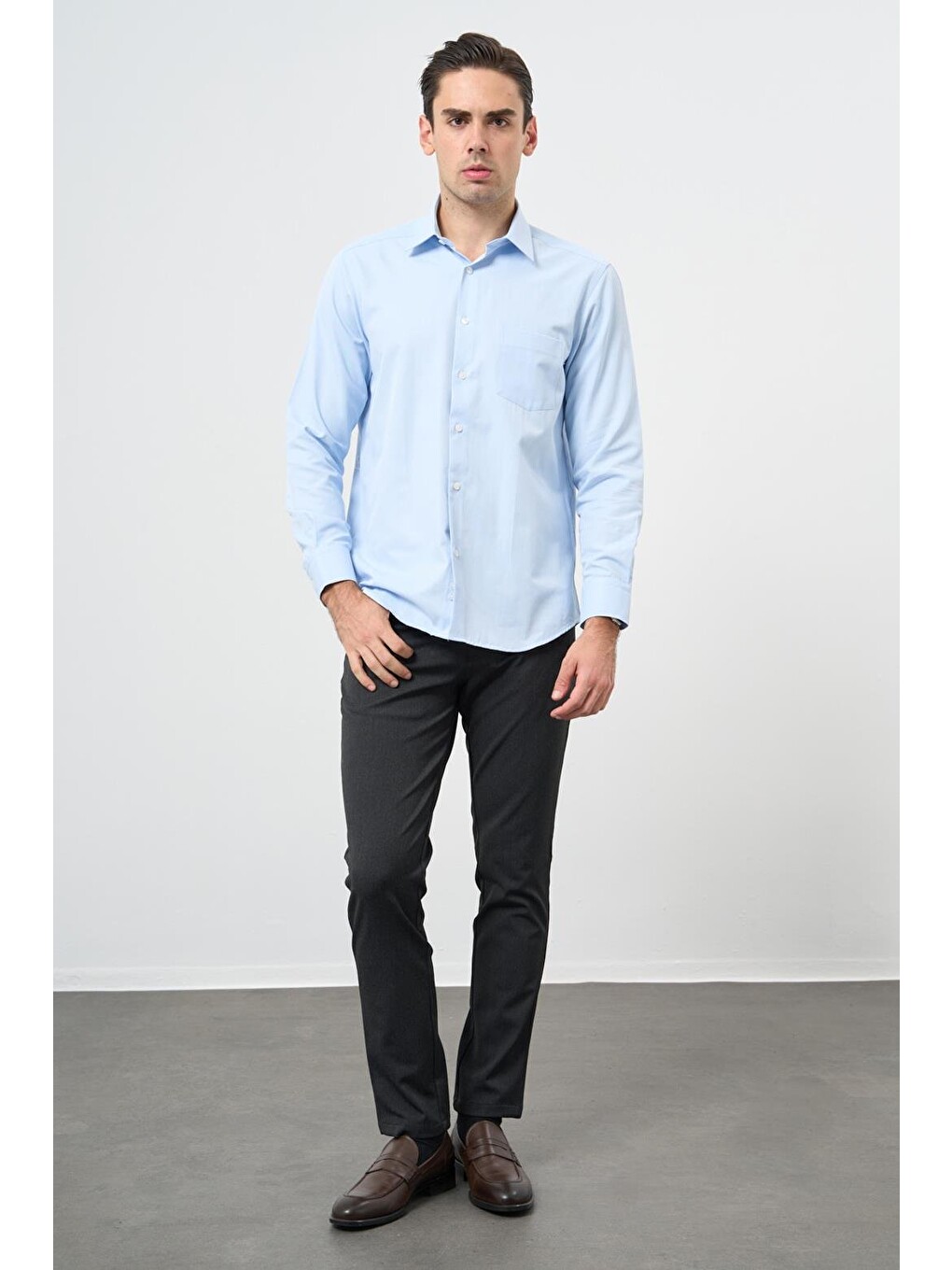 Koyu Mavi Uzun Kol Düz Sert Yaka Pamuklu Classic Comfort Fit Gömlek 1004245269-1