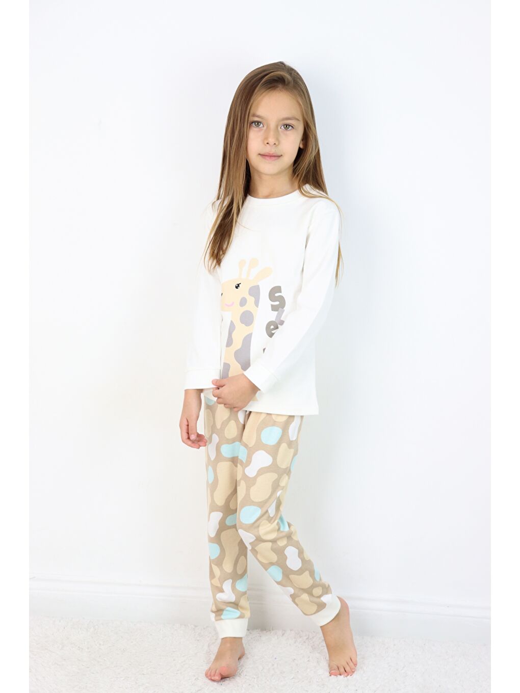 Beyaz Kız Çocuk Orta Kalınlıkta Basic Baskılı Pijama Takımı-4