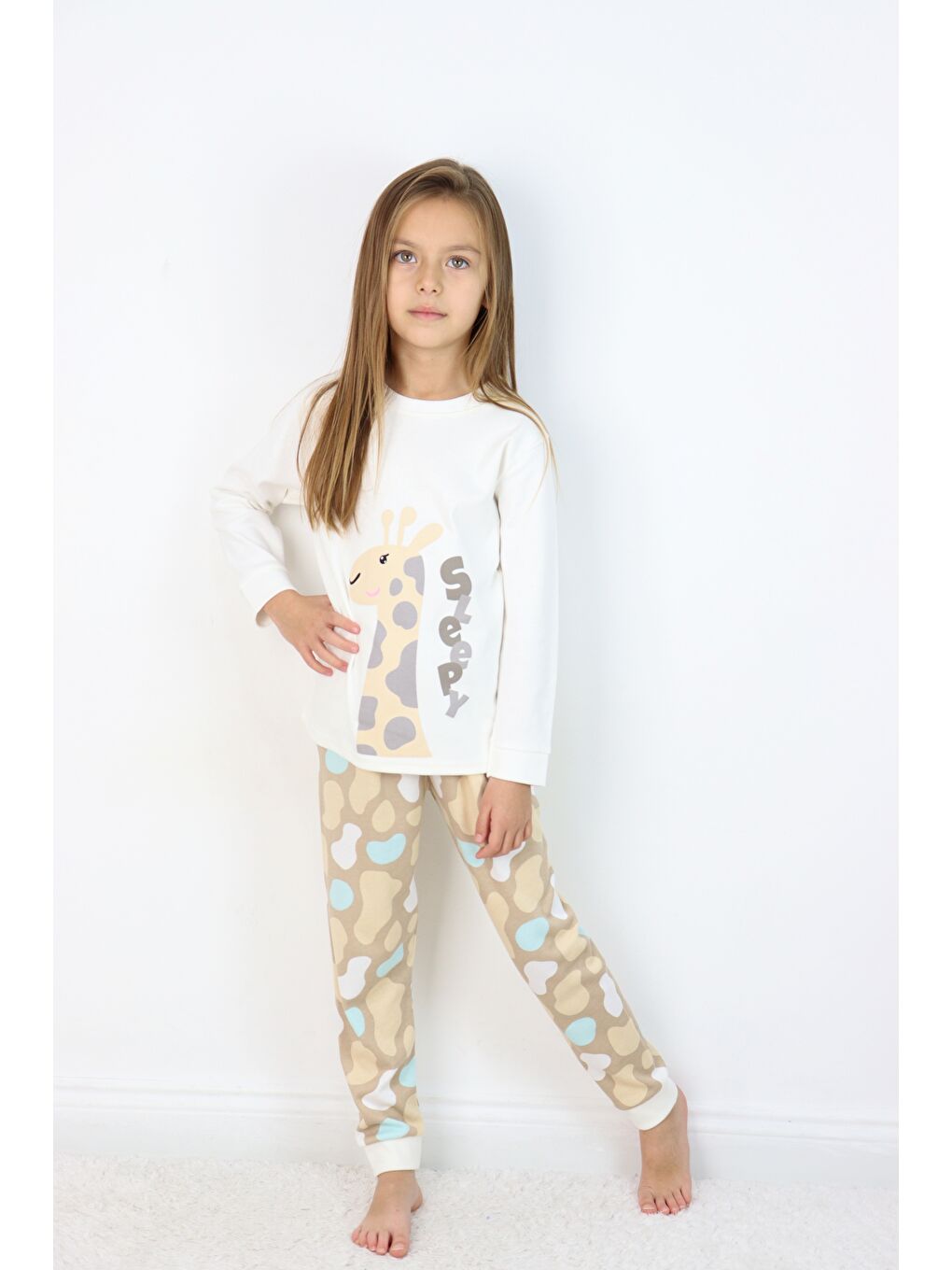Beyaz Kız Çocuk Orta Kalınlıkta Basic Baskılı Pijama Takımı-5
