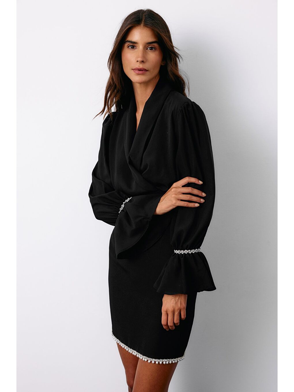 Aksesuar Detaylı Bluz - Siyah-6