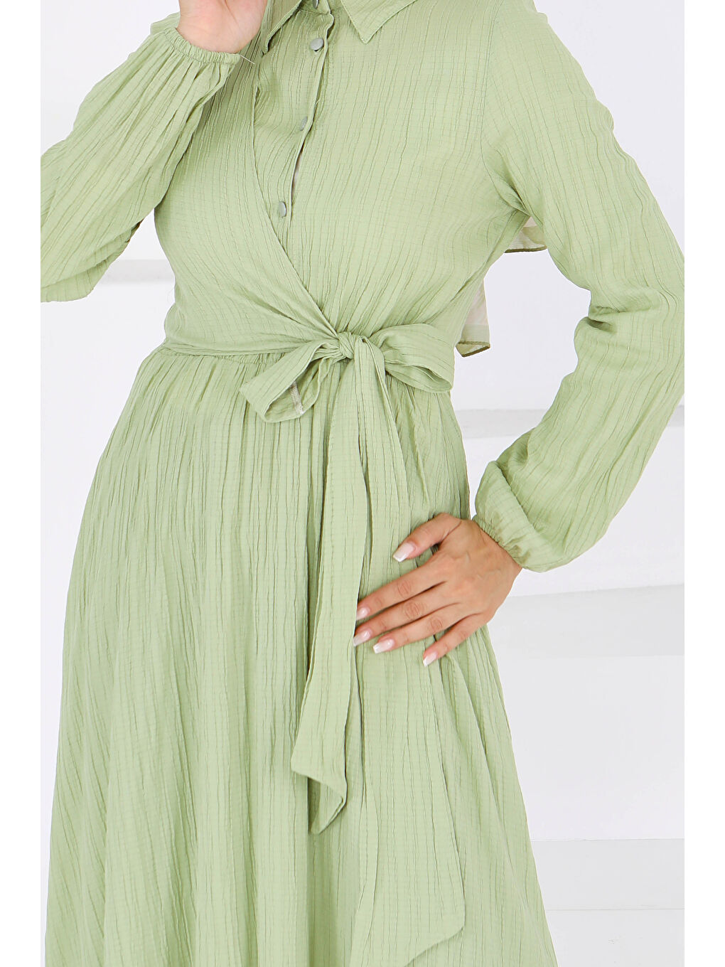 Çapraz Bağlama Bilekte Lastik Detaylı Dokuma Elbise Haki - 27606-4