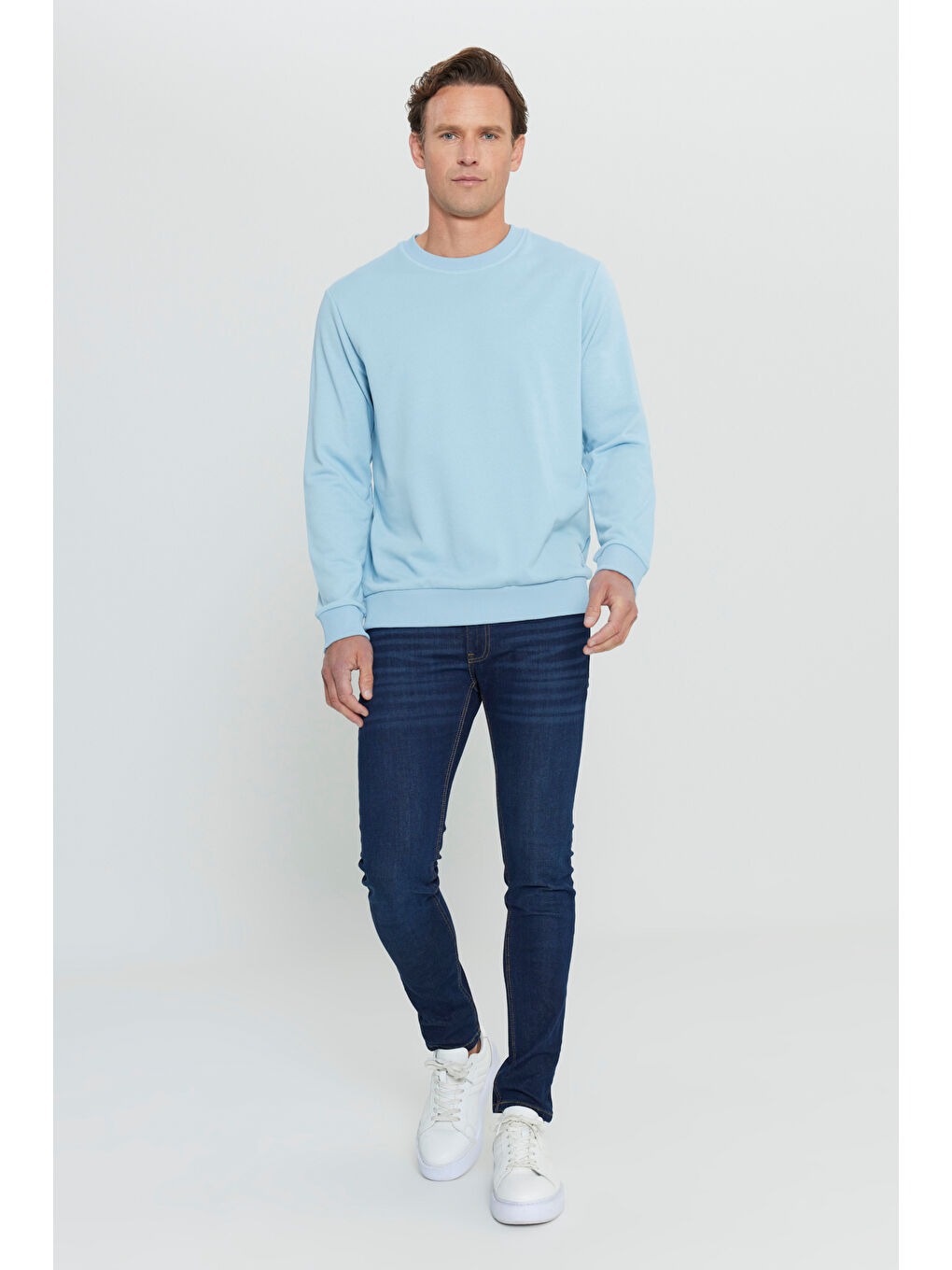Erkek Açık Mavi Standart Fit Normal Kesim Bisiklet Yaka Pamuklu Sweatshirt-1