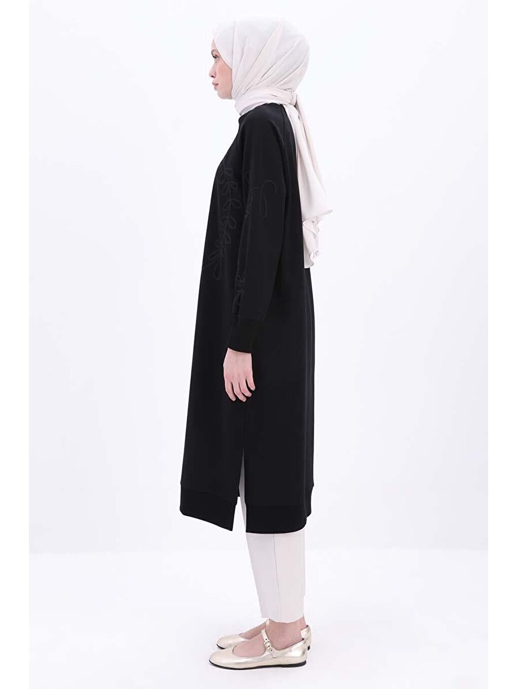Siyah-Nakışlı Uzun Sweat Tunik-2
