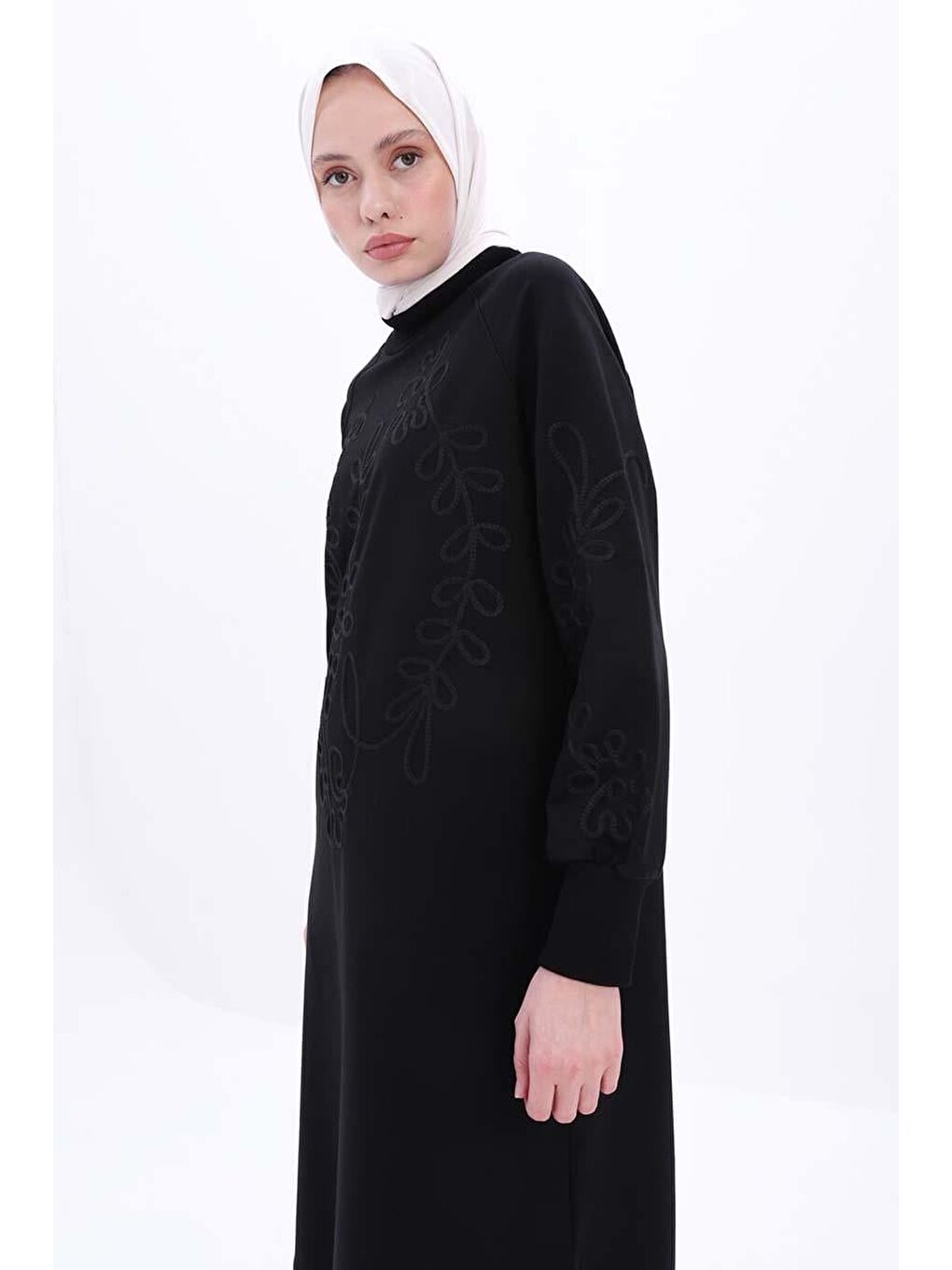 Siyah-Nakışlı Uzun Sweat Tunik-4