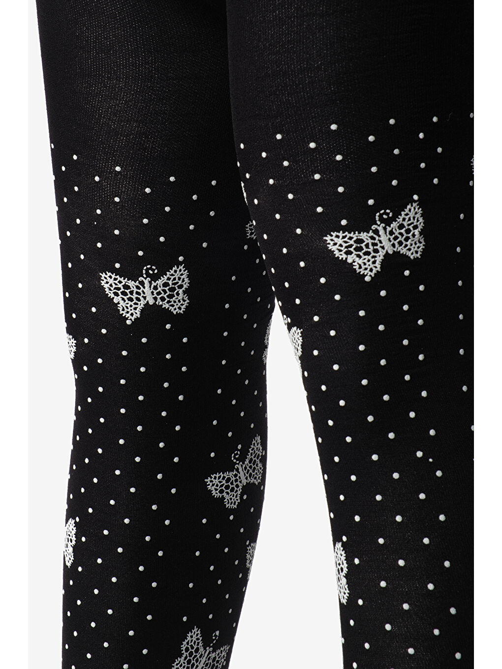 Siyah Puanlı ve Kelebek Desenli Kız Çocuk Külotlu Çorap-1