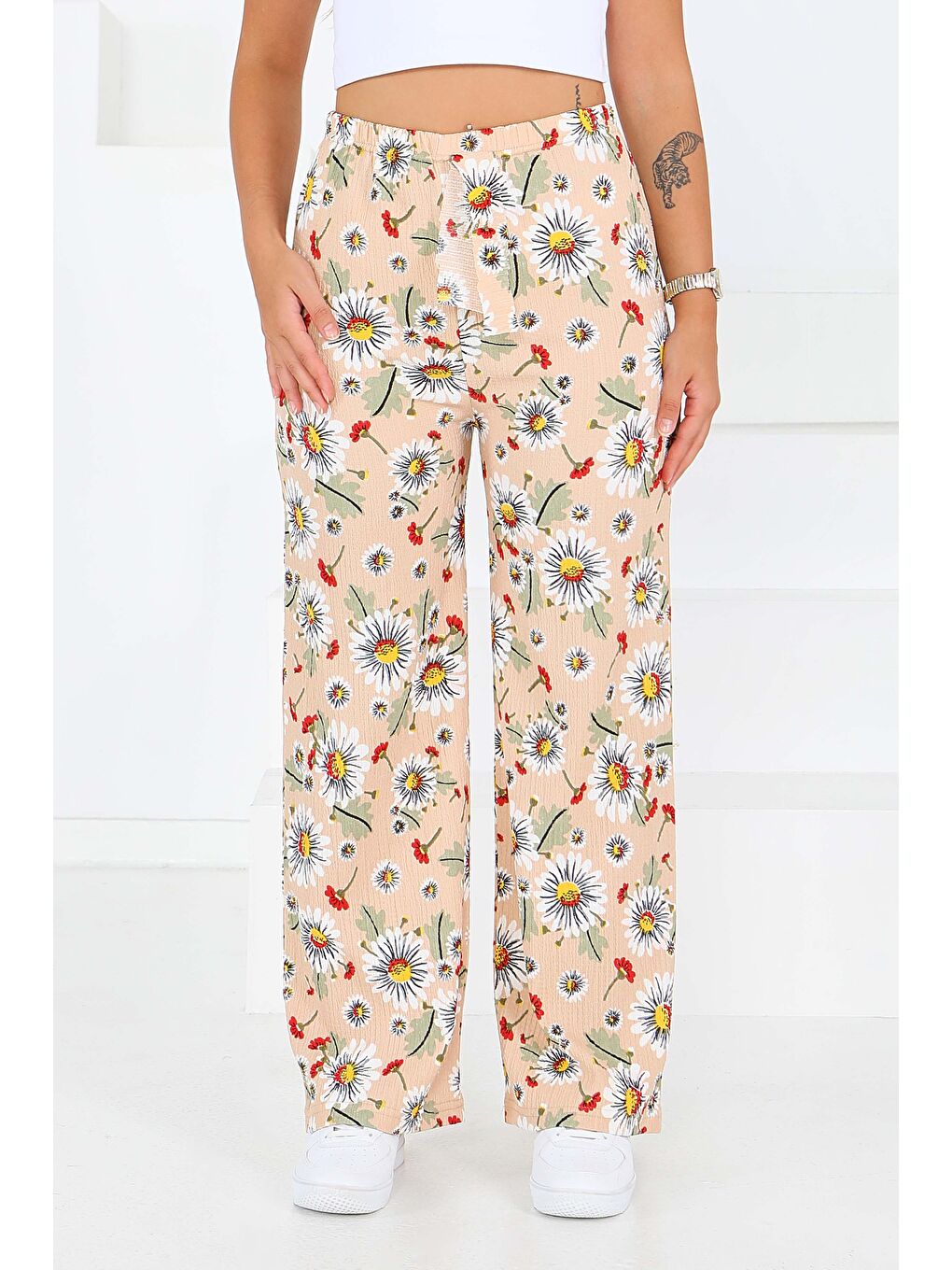 Desenli Beli Lastikli Bürümcük Pantolon Bej - 27679-1