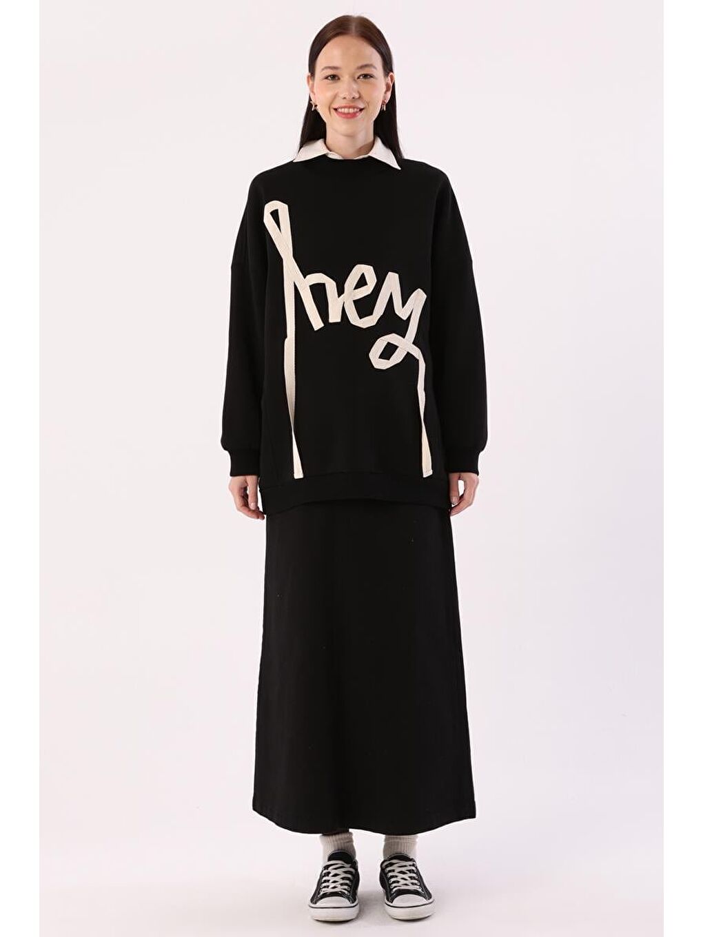 Siyah-Oversize Şardonlu Şerit Detaylı Sweatshirt-1