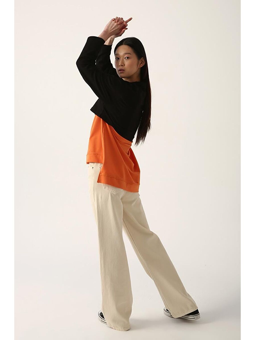 Siyah-Bisiklet Yaka Uzun Kollu Crop-4