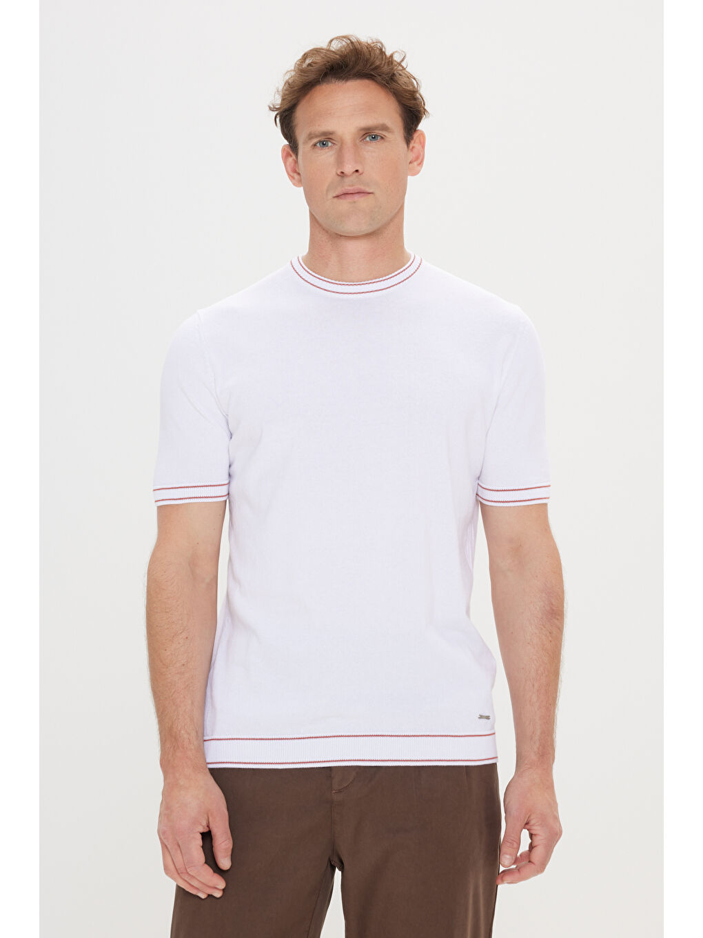 Erkek Beyaz Standart Fit Normal Kesim %100 Pamuk Bisiklet Yaka Tişört
