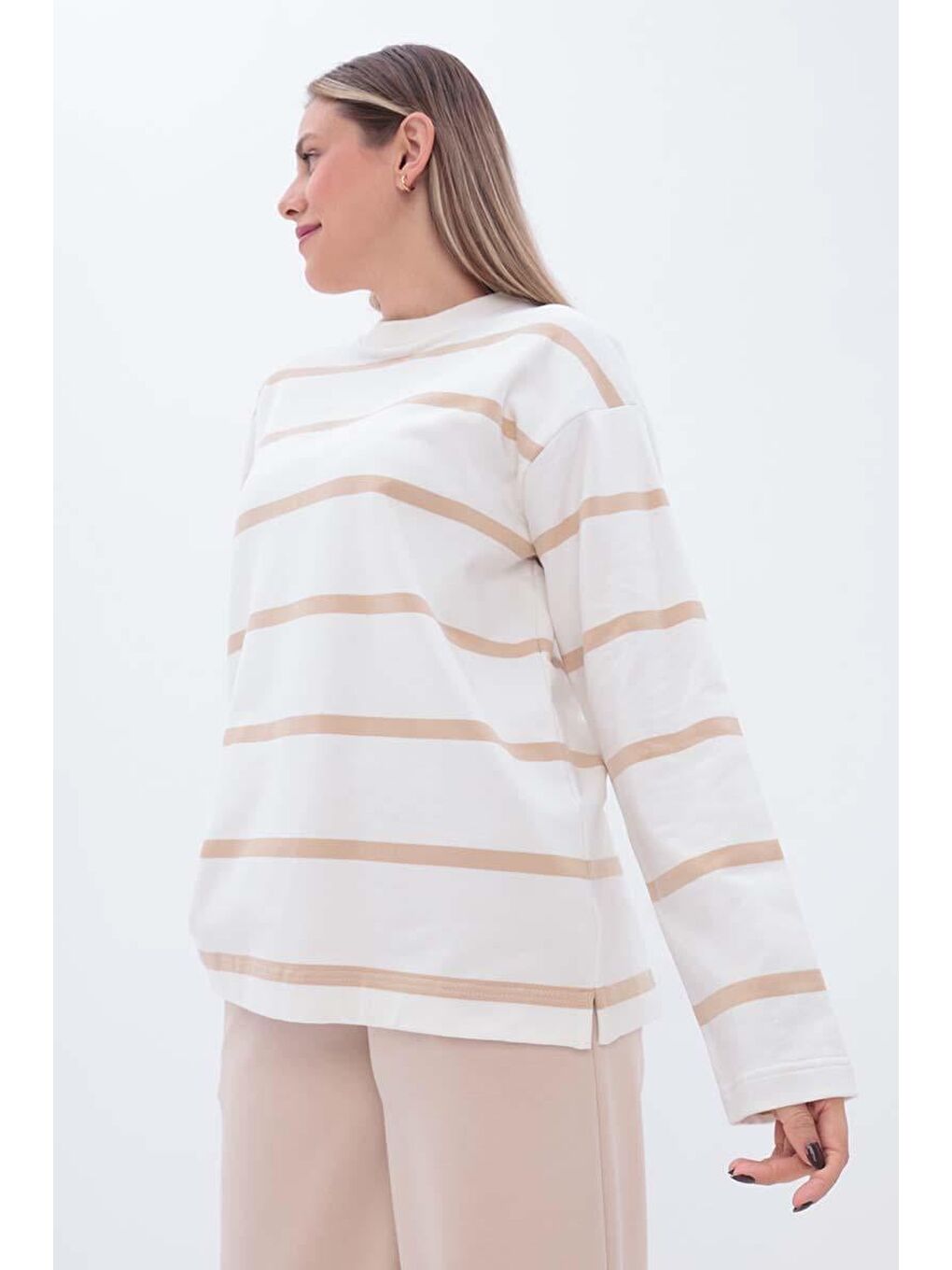 Bej-Ekru-Çizgili Sweatshirt