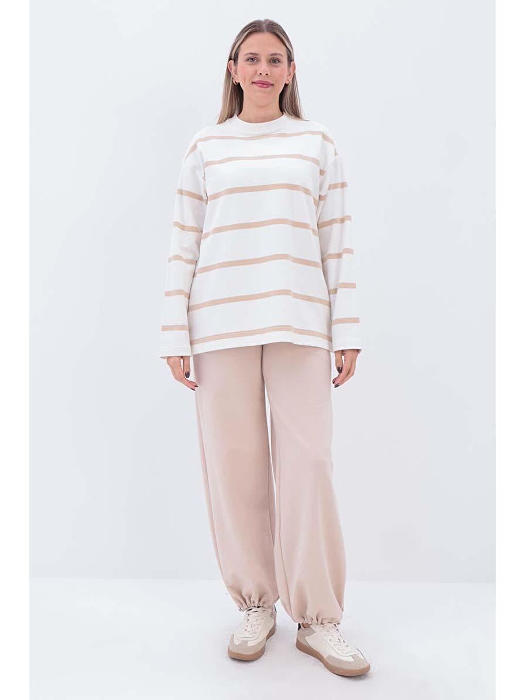 Bej-Ekru-Çizgili Sweatshirt-1