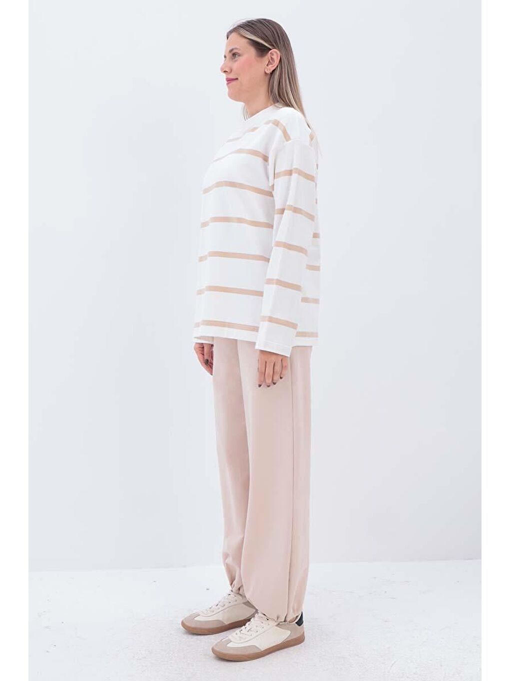 Bej-Ekru-Çizgili Sweatshirt-2