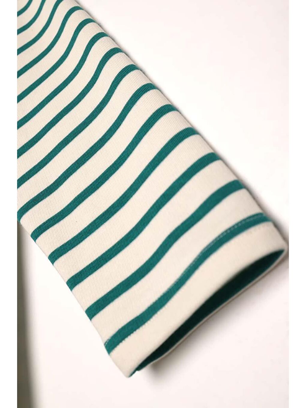 Ekru-Petrol-Çizgili Oversize Sweatshirt-4