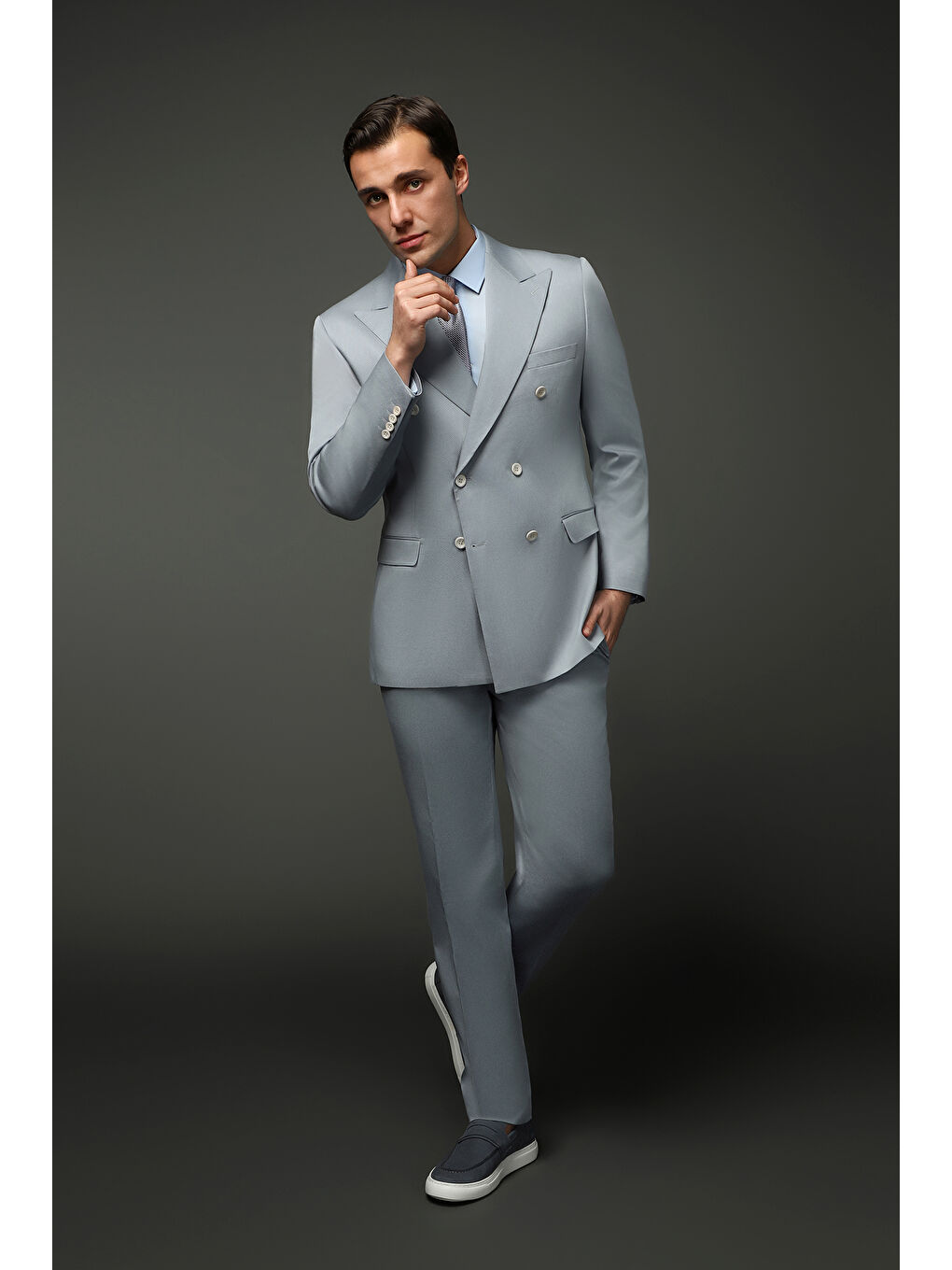 Gri Slim Fit Dar Kesim Pamuklu Lyocell Kruvaze Takım Elbise-1