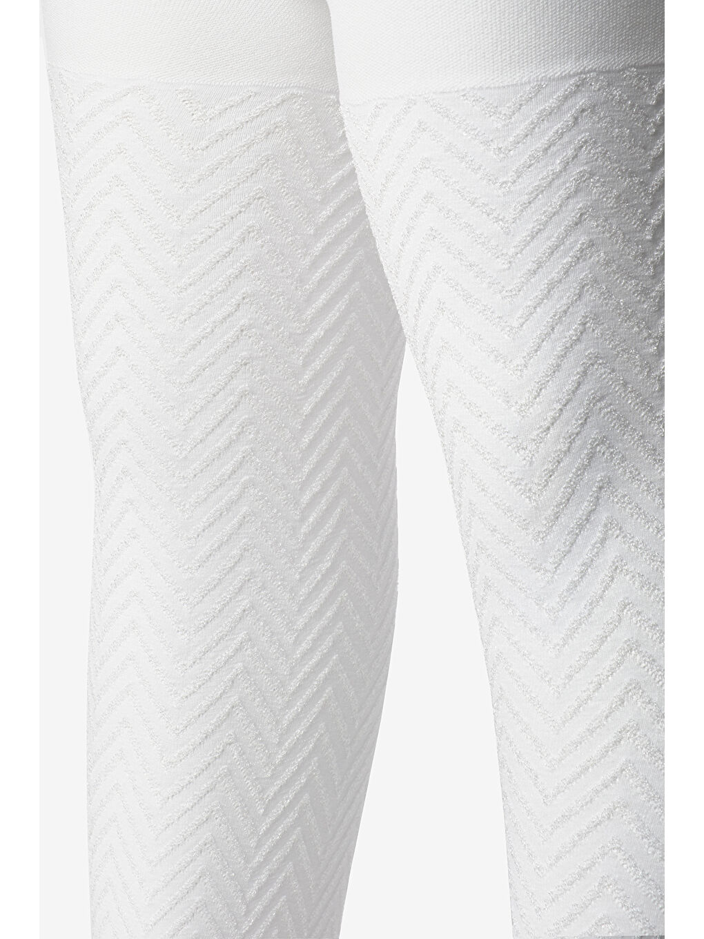 Beyaz Zigzak Desenli Kız Çocuk Külotlu Çorap-1