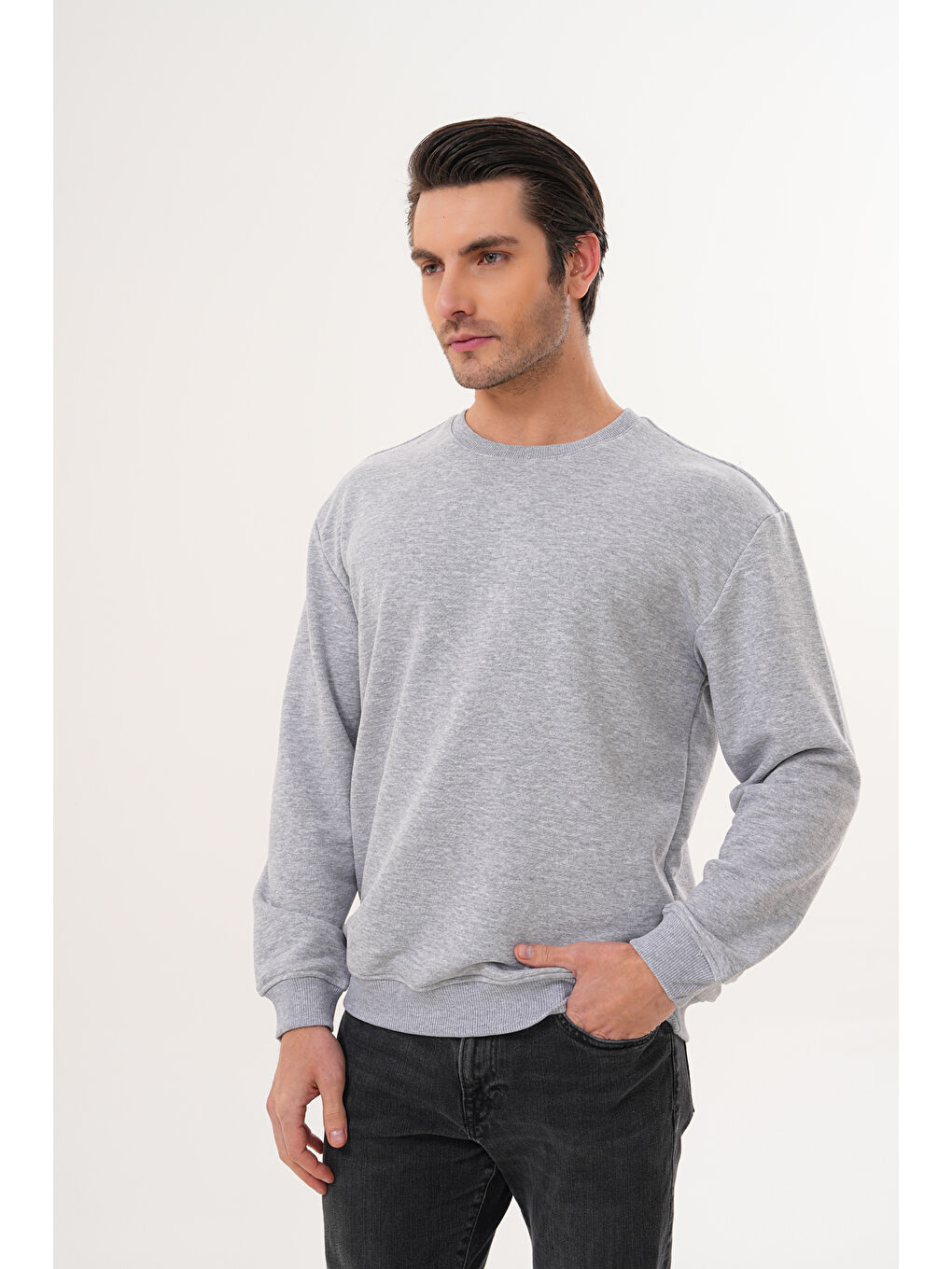 Gri Unisex Bisiklet Yaka %100 Pamuk Basic Sweatshirt-8