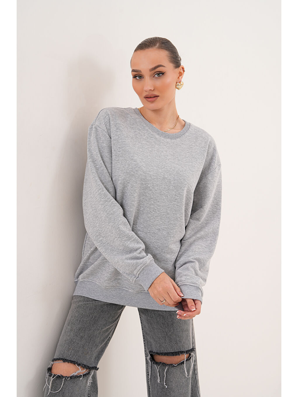 Gri Unisex Bisiklet Yaka %100 Pamuk Basic Sweatshirt-11
