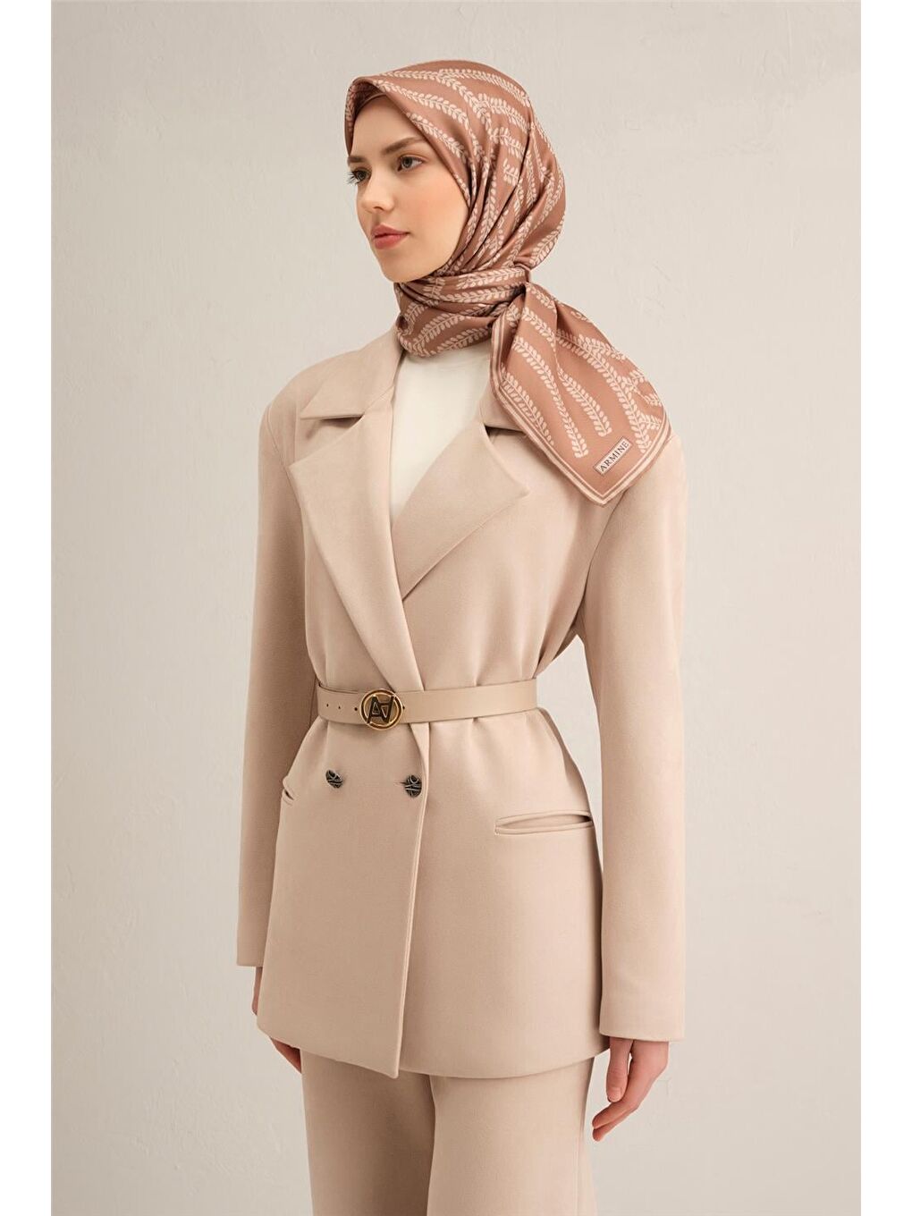 Kahverengi Klasik Desenli Saf İpek Twill Eşarp 9351 87