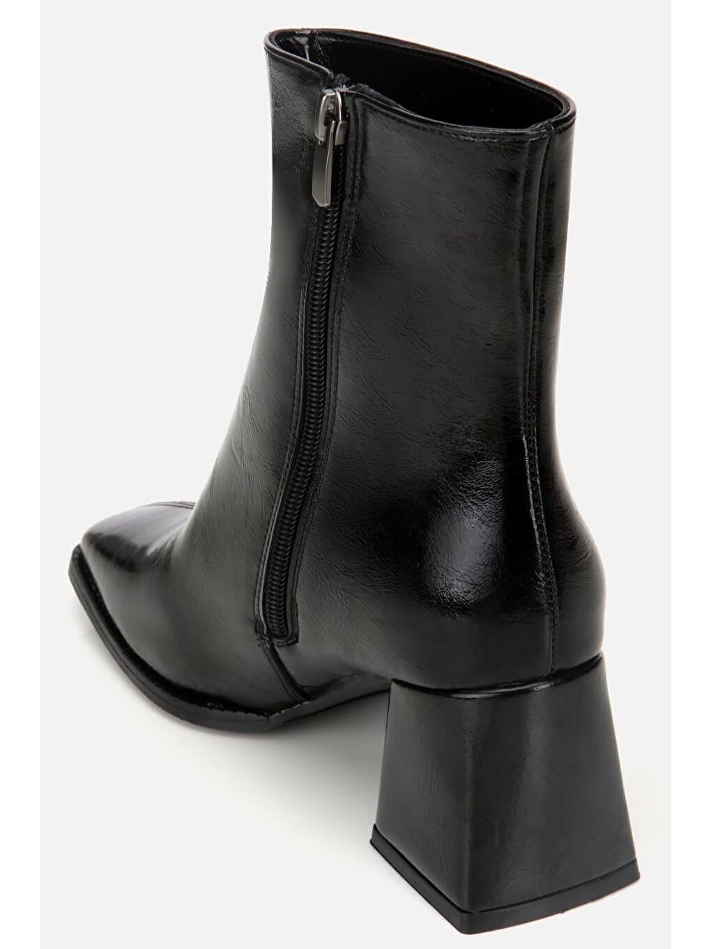 Kadın Rugan Siyah Fermuarlı Küt Burunlu Topuklu Bot-5