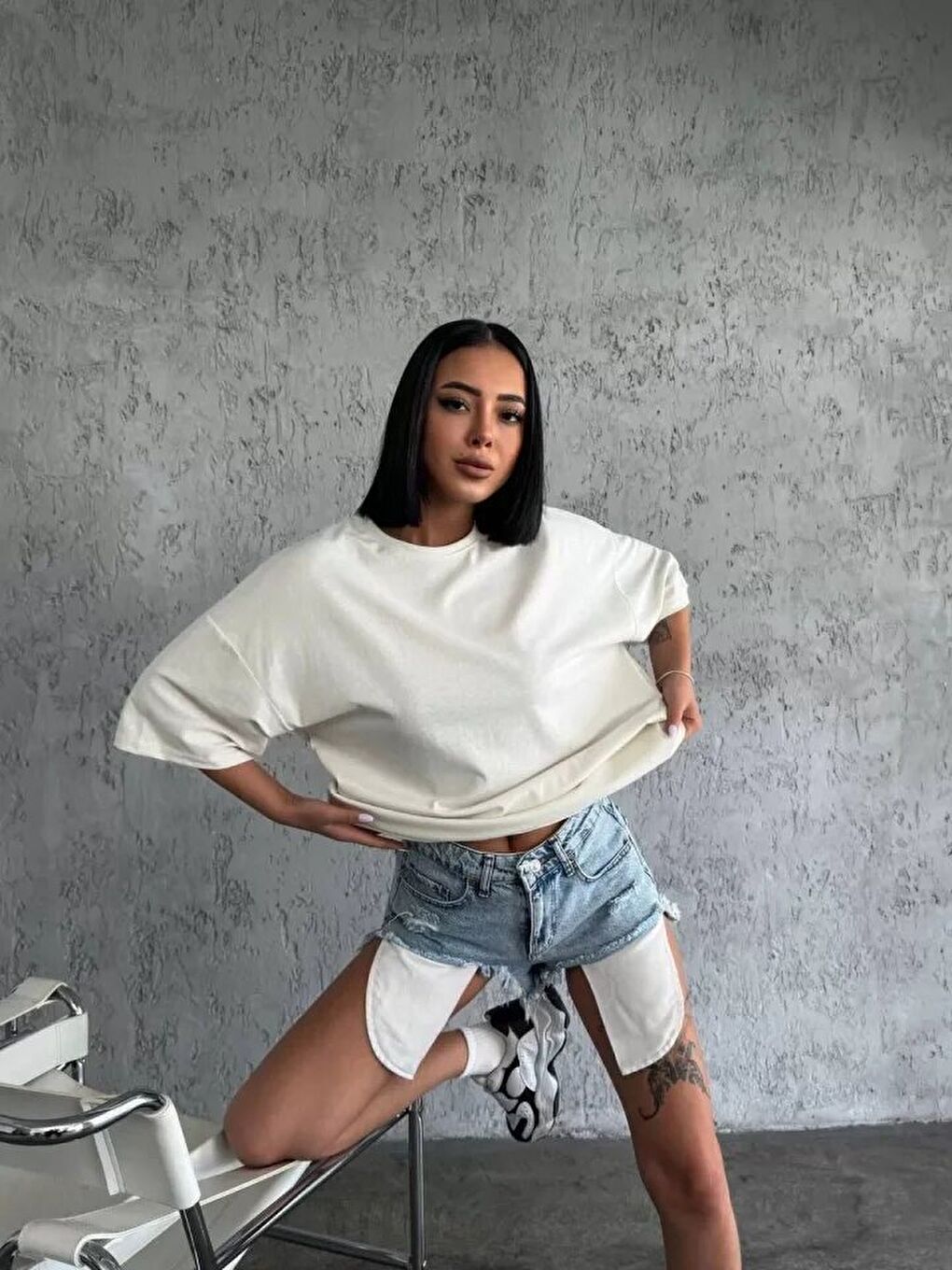 Düz Biskilet Yaka  T-shirt - Beyaz-1