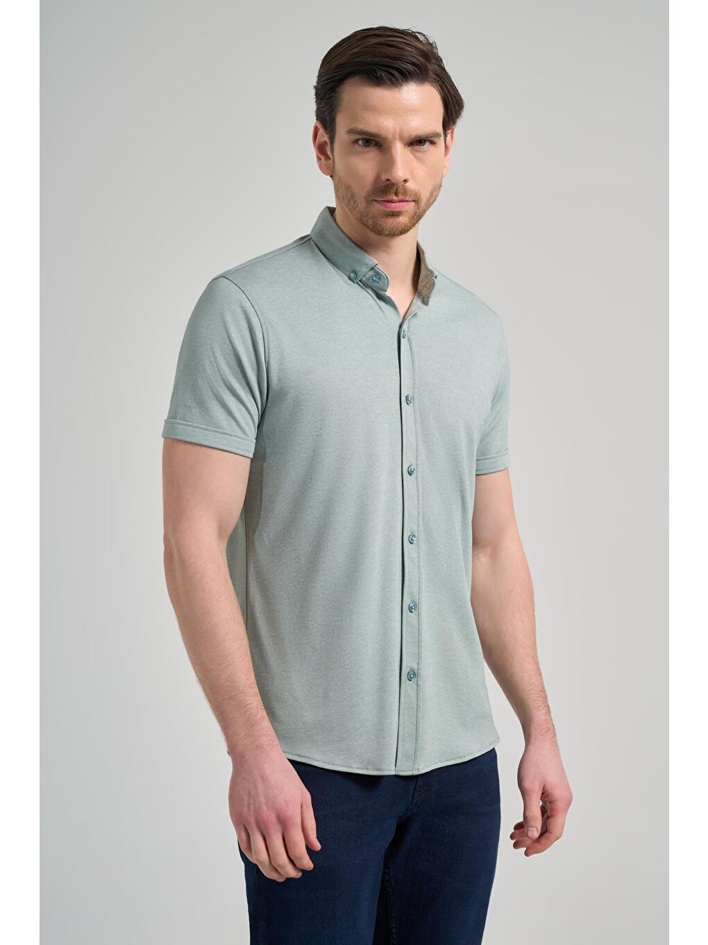 Koyu Yeşil Uzun Kol Düz Örme Düğmeli Yaka Cepsiz Pamuklu Classic Slim Fit Gömlek 1004250152_704-2