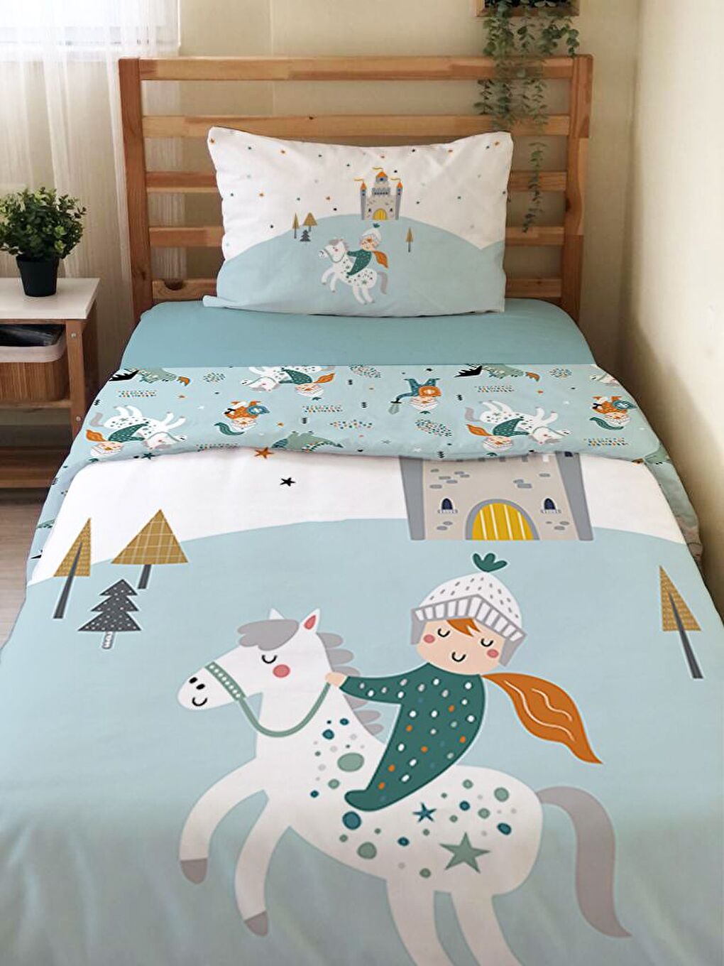 Karışık Özel Tasarım Desenli Çarşafsız 2'li Takım Baskılı Tek Kişilik Nevresim Takımı 160x220 cm