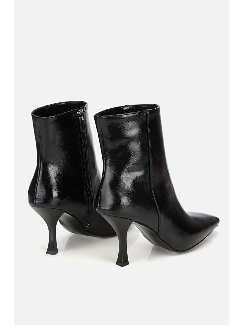 Kadın Siyah Sivri Burunlu Bilekte Topuklu Bot-2