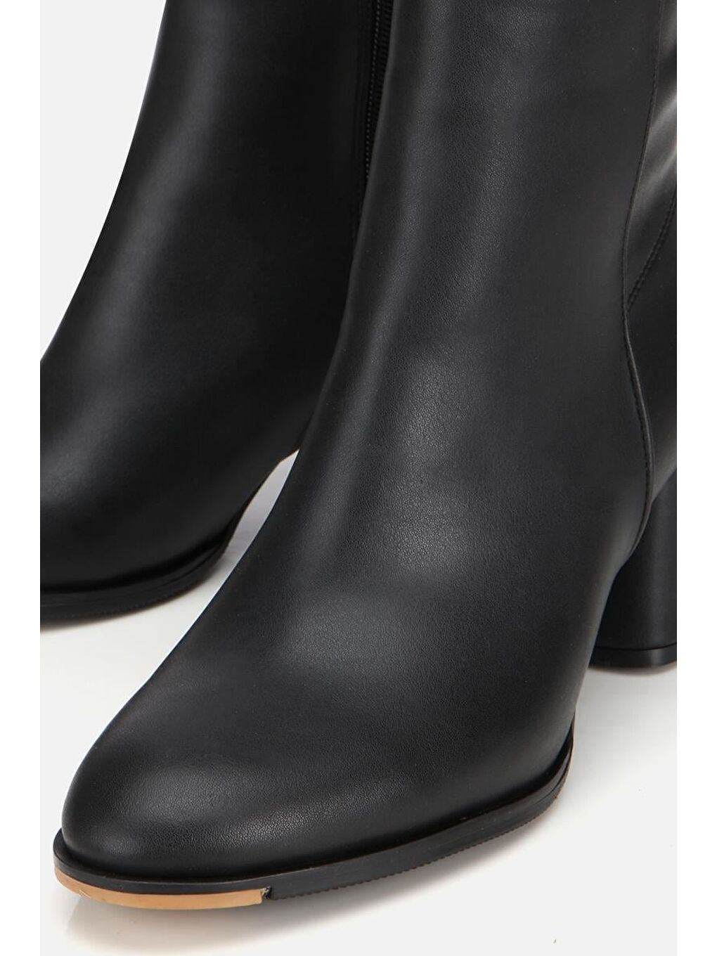 Kadın Siyah Fermuarlı Kalın Topuklu Bot-3