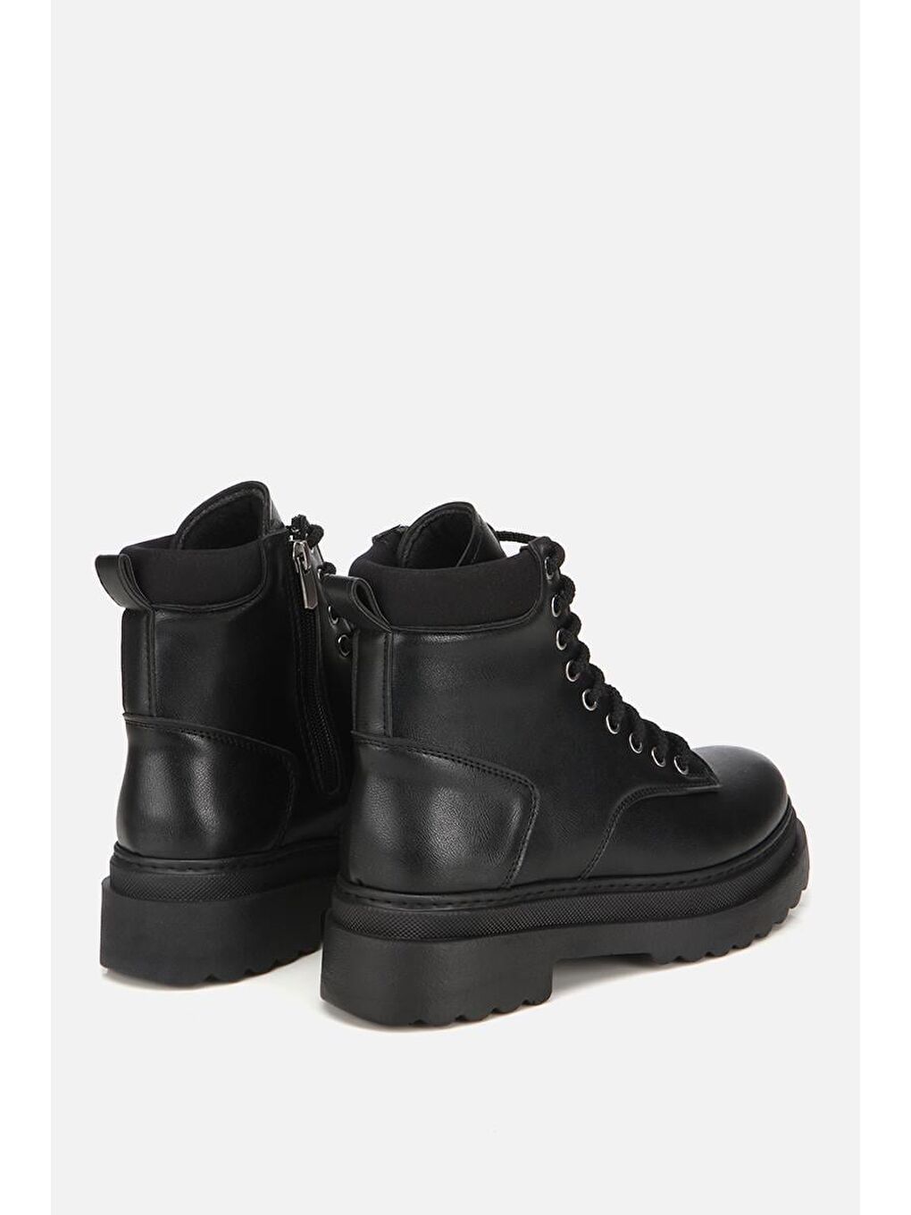 Kadın Siyah Bağcıklı Postal Düz Bot-2