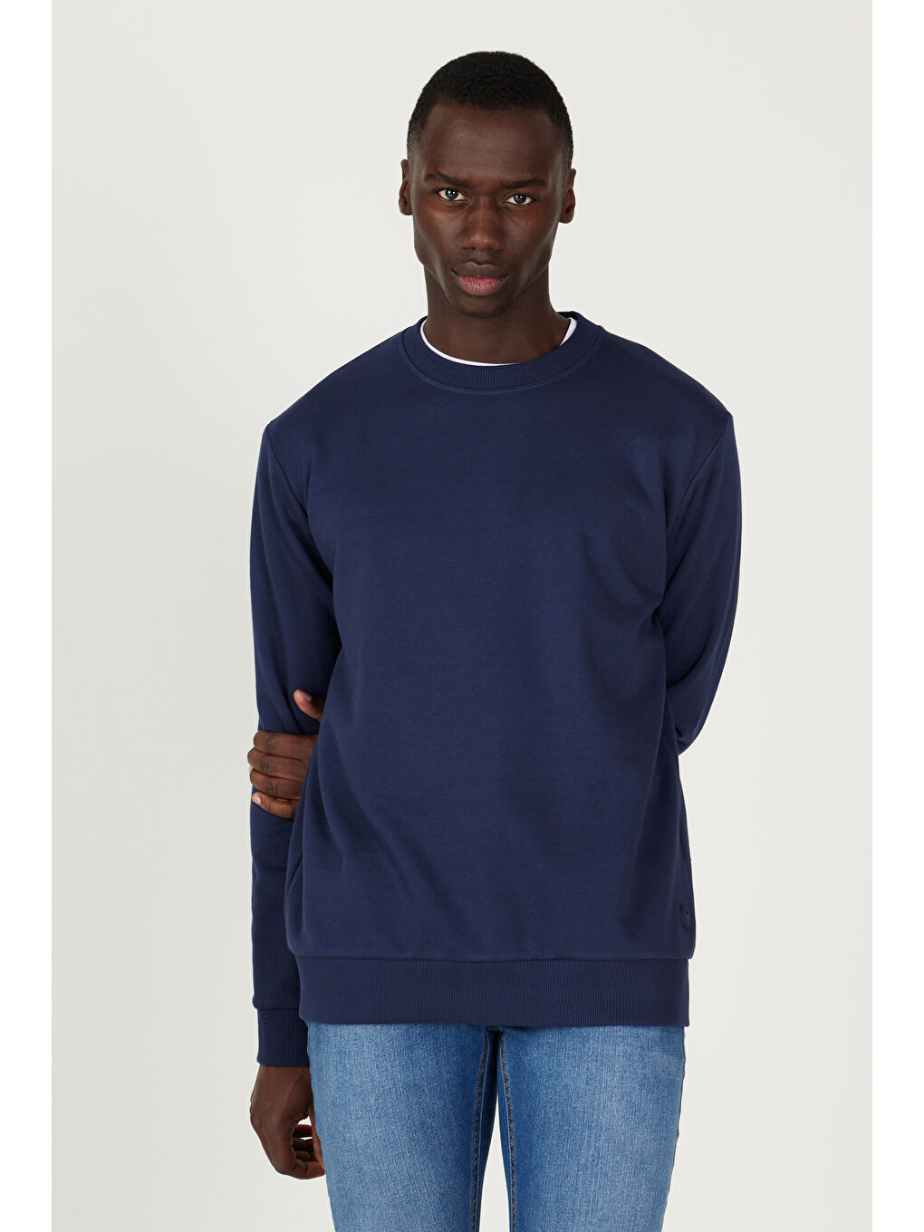 Erkek Lacivert Standart Fit Normal Kesim Bisiklet Yaka Pamuklu Sweatshirt