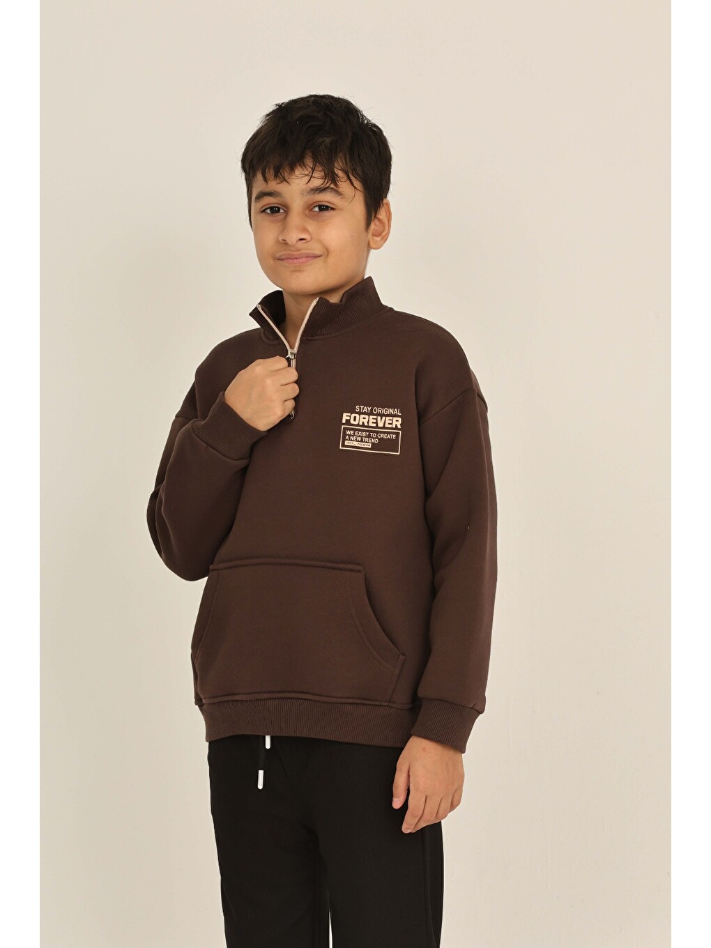 Kahverengi Erkek Çocuk Forever Baskılı Sweatshirt